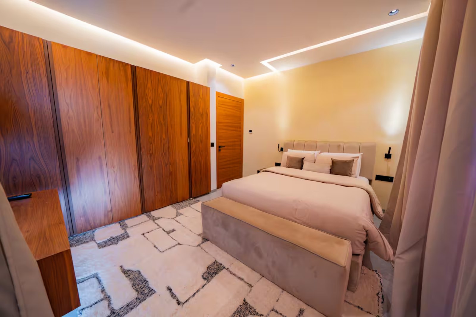 Villa 262 Amelkis, photo 9 of 14